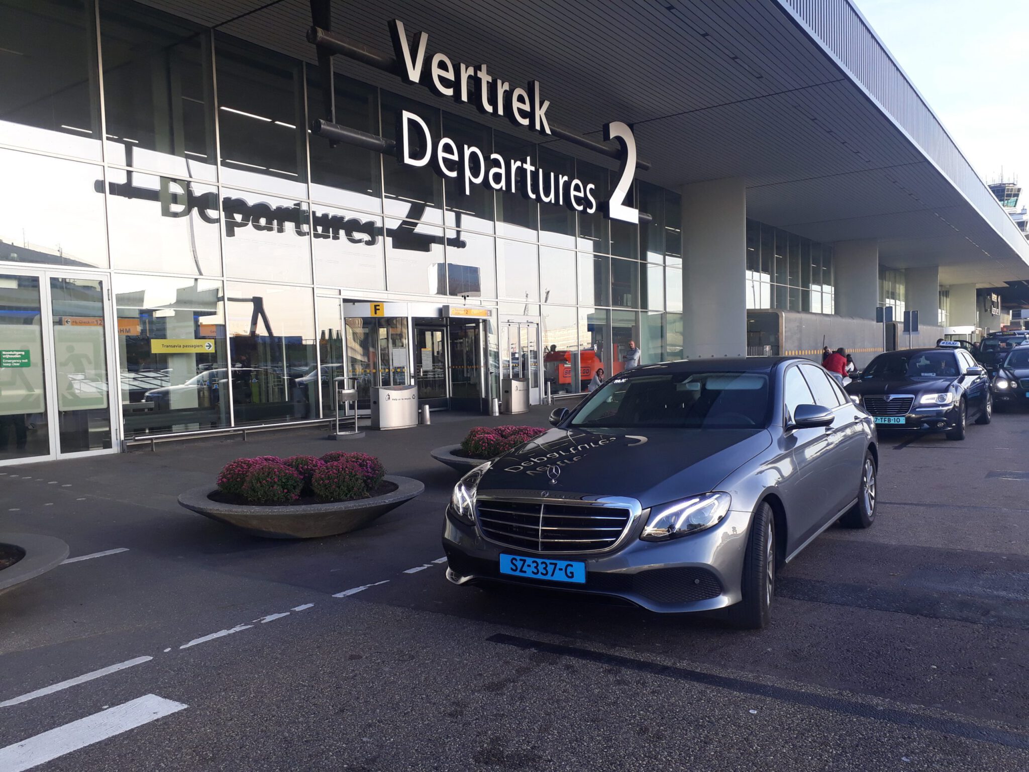 goedkoop taxivervoer naar schiphol